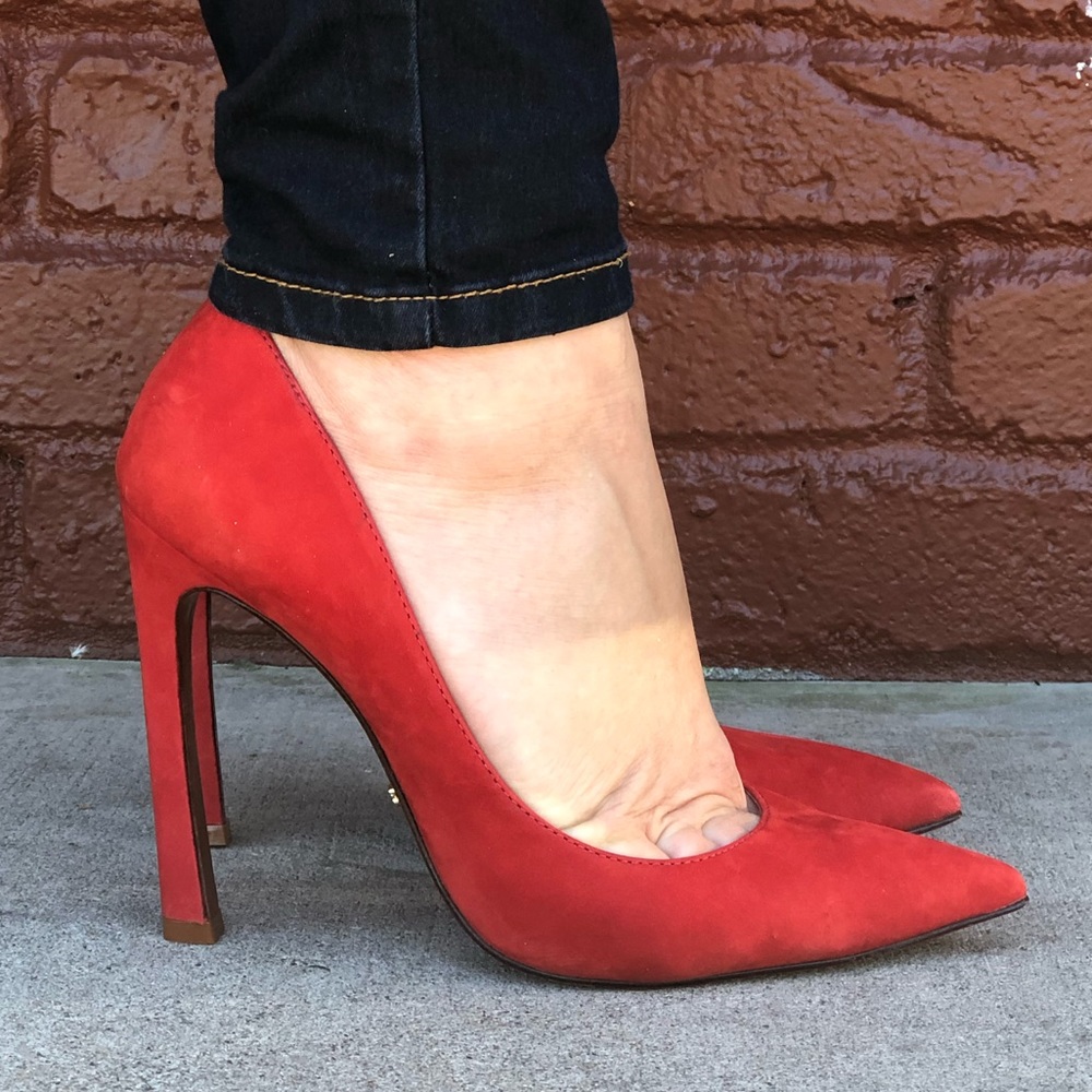 SCHUTZ Red suede heels